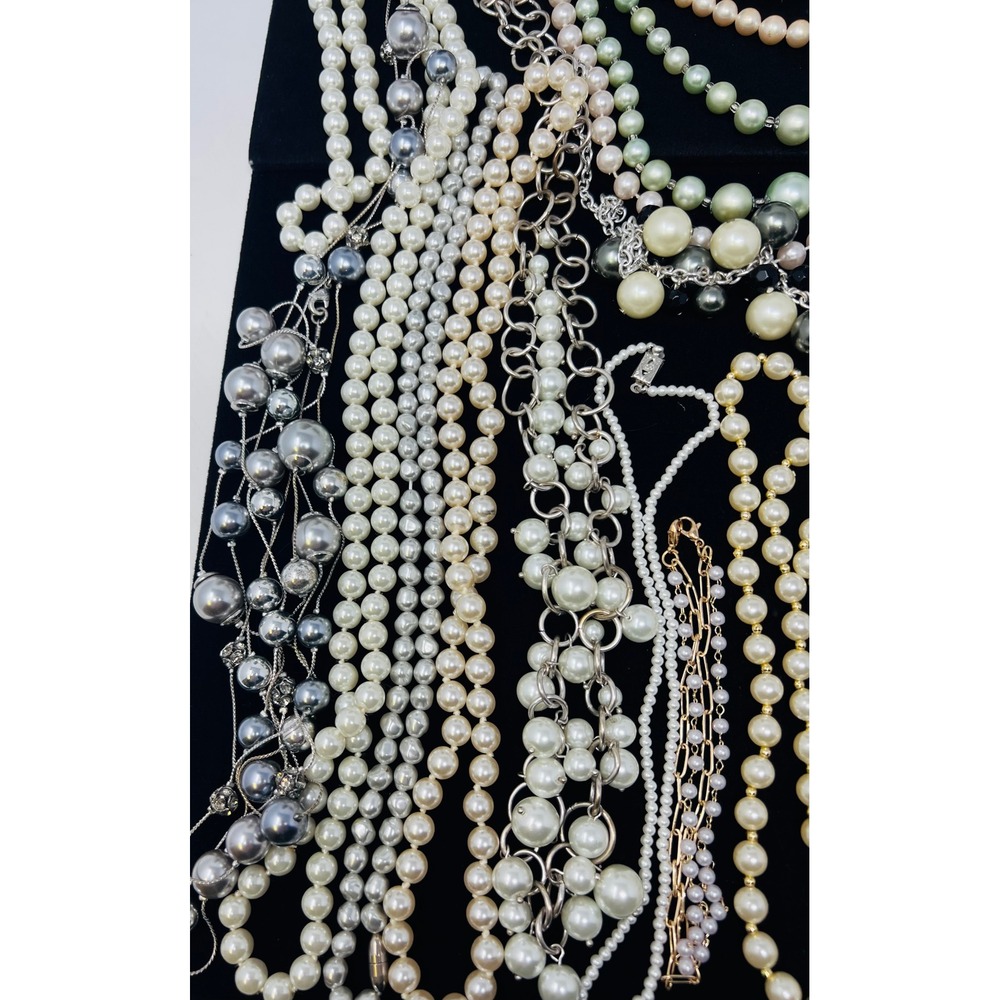 Vintage to Modern Pearl Necklace & Bracelet Gold & Silver Tone Beaded Lot of 30 - Picture 3 of 16